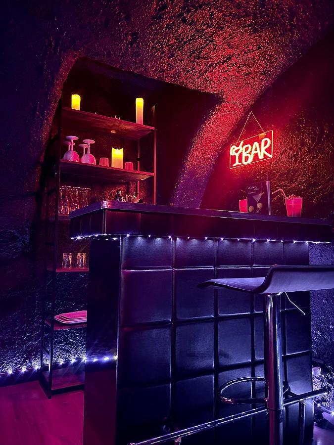 Love Room Suite Dirty Diana Обан Екстериор снимка